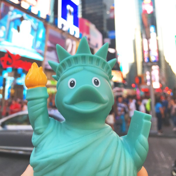 LILALU rubber duck Freedom at Broadway