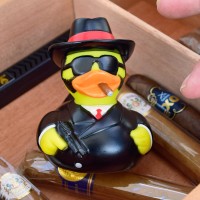 LILALU Quietscheente Al Capo in einer Zigarrenbox